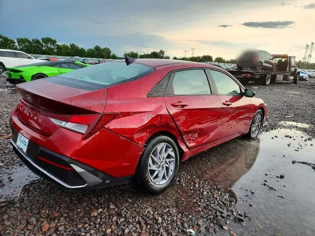 2024 HYUNDAI ELANTRA SEL  