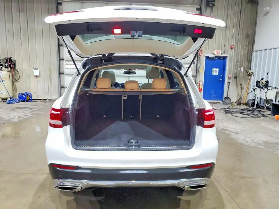 2018 MERCEDES-BENZ GLC 300 4MATIC  