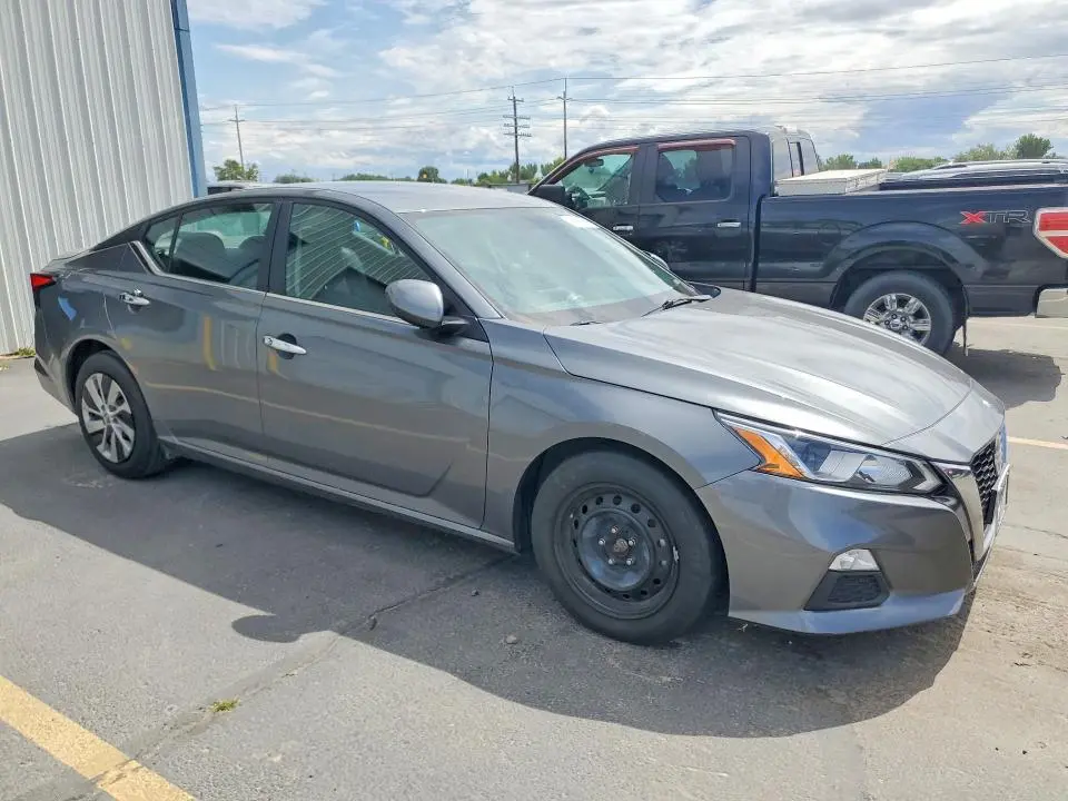 2019 NISSAN ALTIMA S  
