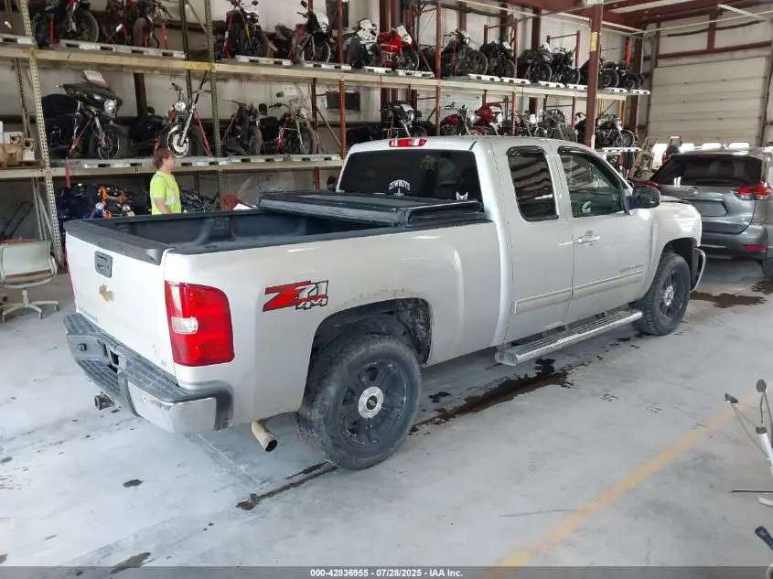 2011 CHEVROLET SILVERADO 1500 LT