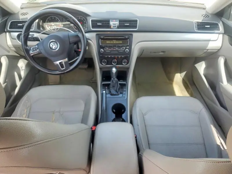 2014 VOLKSWAGEN PASSAT S  