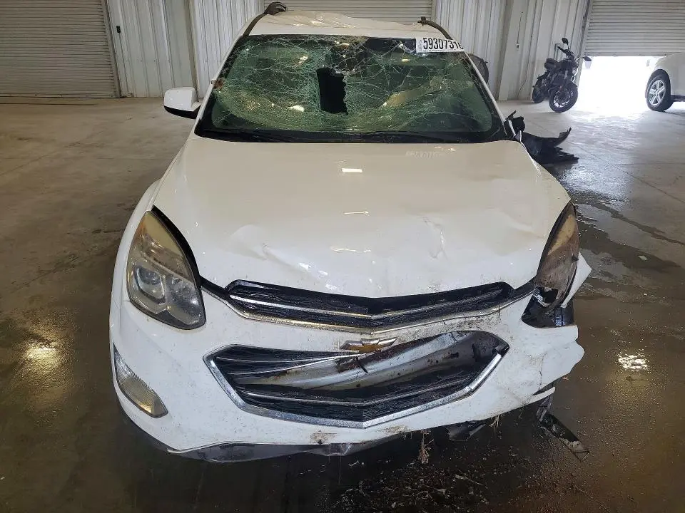2017 CHEVROLET EQUINOX LT  