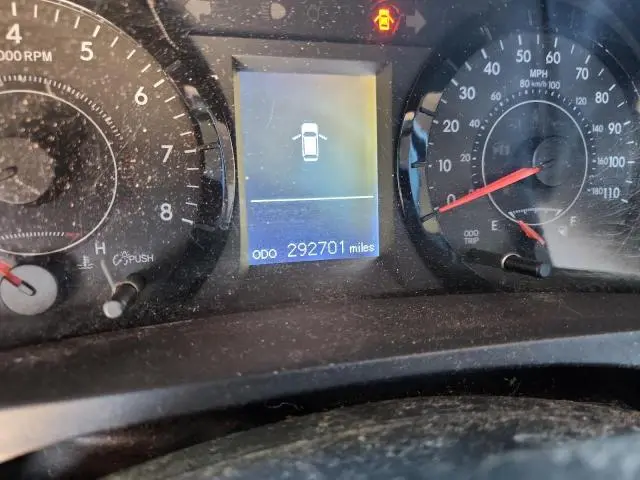 2015 TOYOTA SIENNA LE  