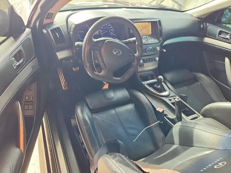 2011 INFINITI G37 BASE/SPORT  