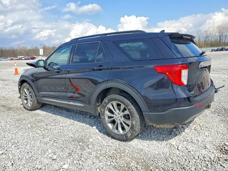 2021 FORD EXPLORER XLT  
