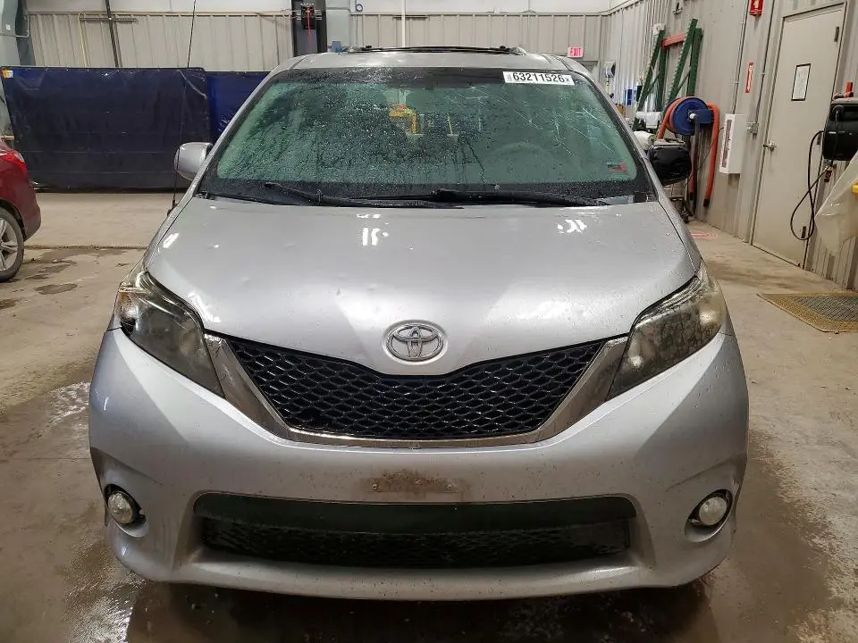 2012 TOYOTA SIENNA SPORT  