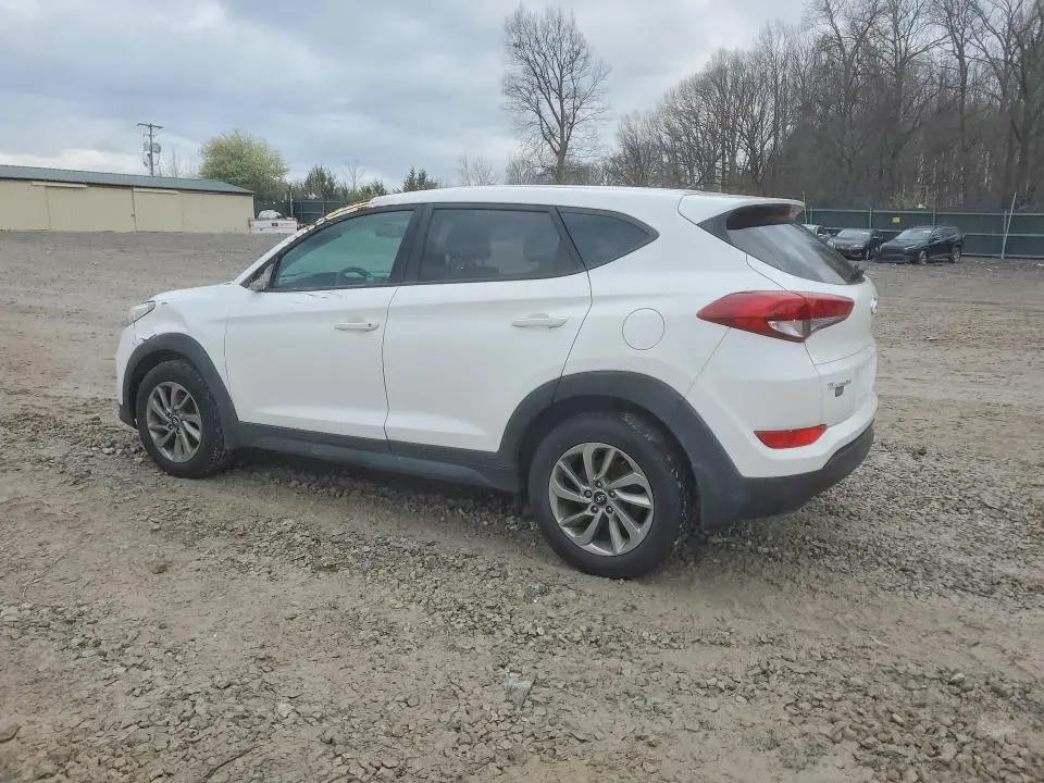 2018 HYUNDAI TUCSON SE  