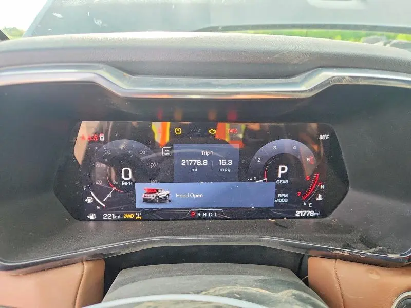 2024 GMC CANYON AT4  