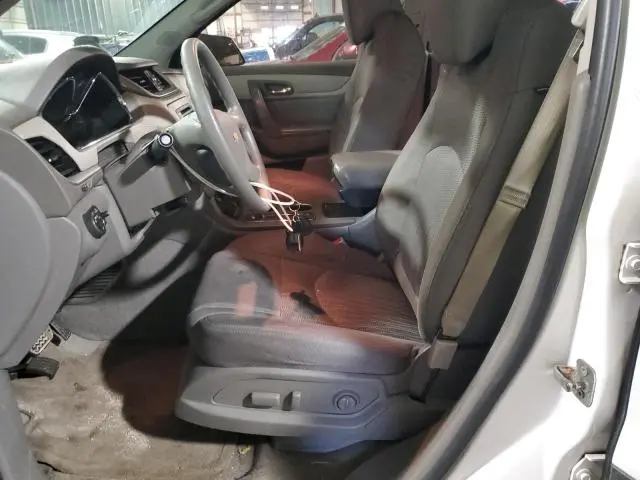 2016 CHEVROLET TRAVERSE LS  