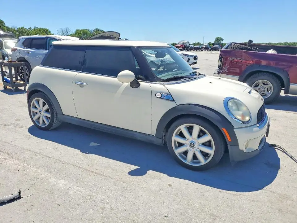 2010 MINI COOPER S  