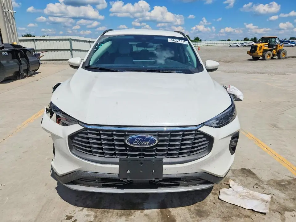 2025 FORD ESCAPE   