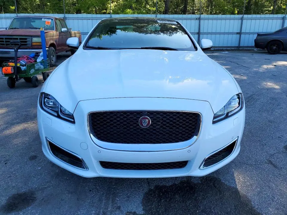 2019 JAGUAR XJL PORTFOLIO  