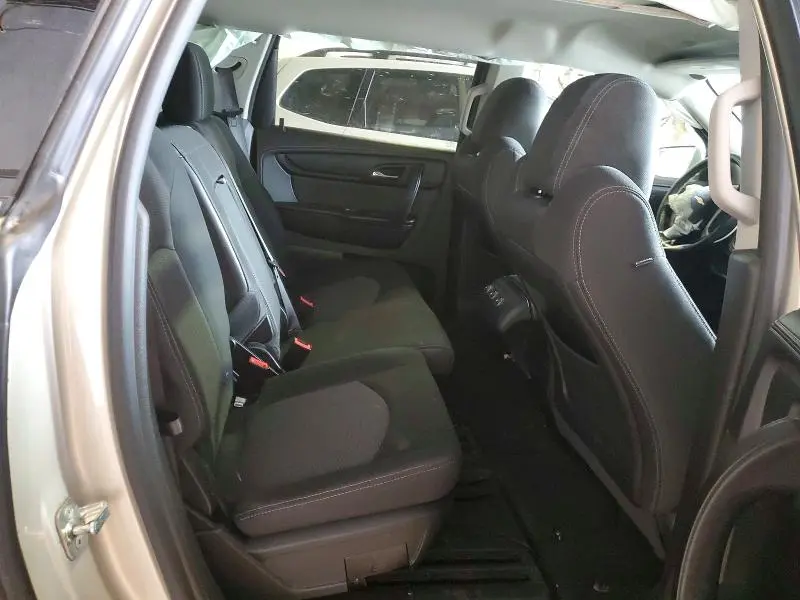 2013 CHEVROLET TRAVERSE LT  