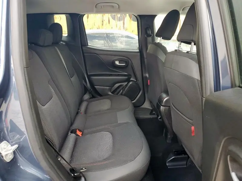 2023 JEEP RENEGADE TRAILHAWK  