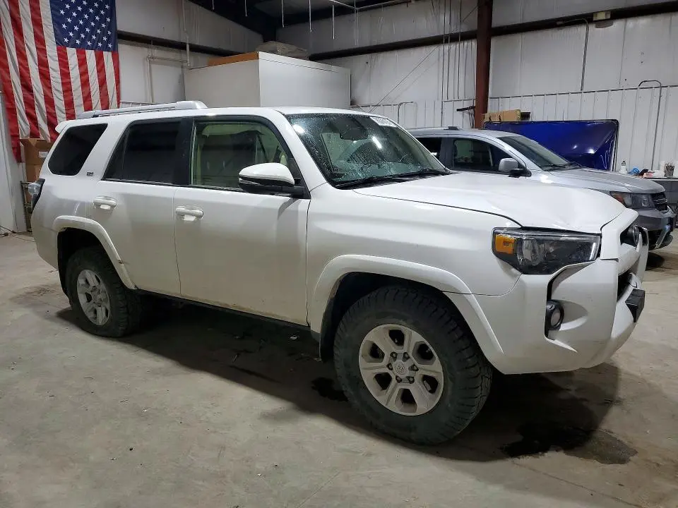 2016 TOYOTA 4RUNNER SR5/SR5 PREMIUM  