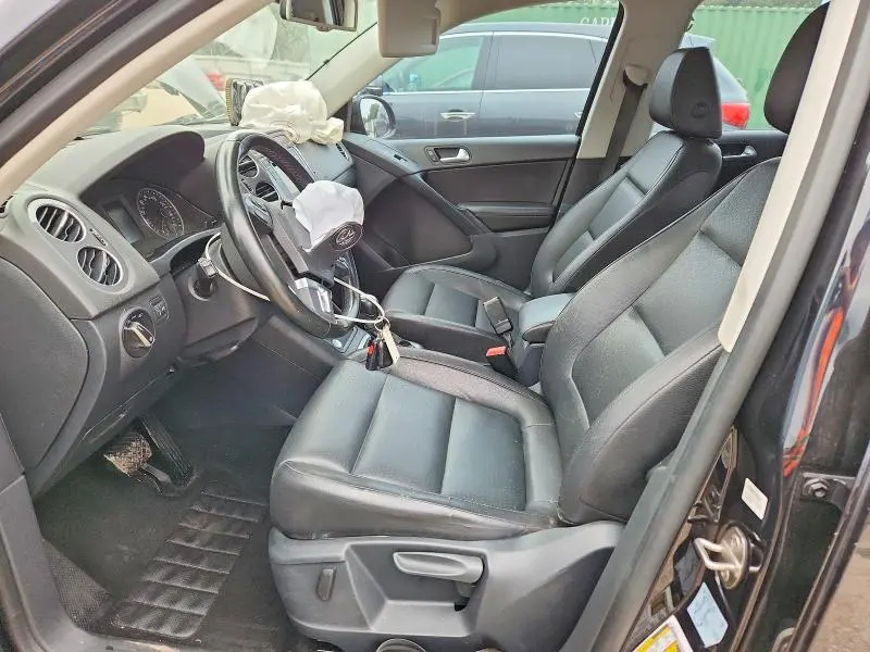 2016 VOLKSWAGEN TIGUAN S  