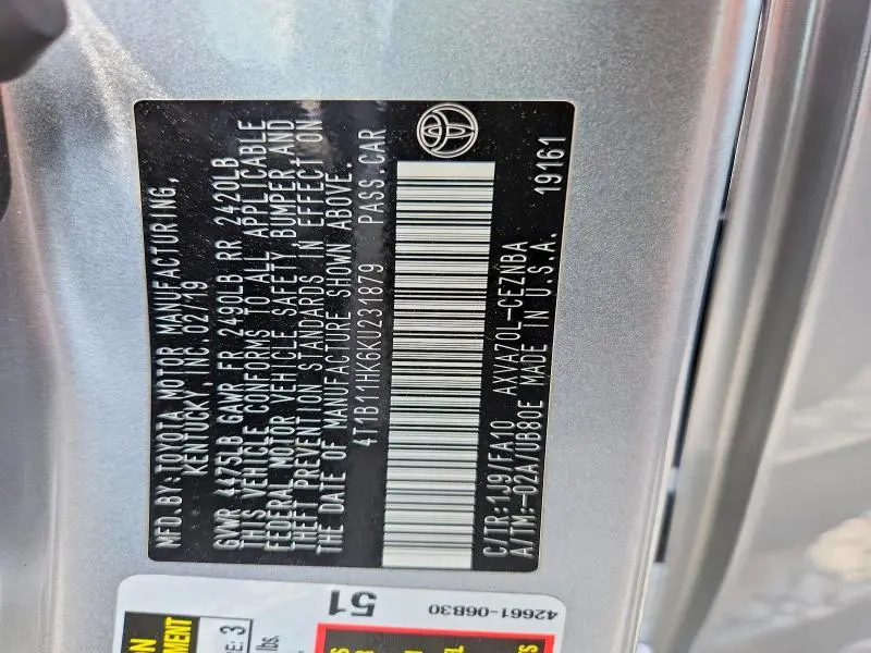 2019 TOYOTA CAMRY SE  