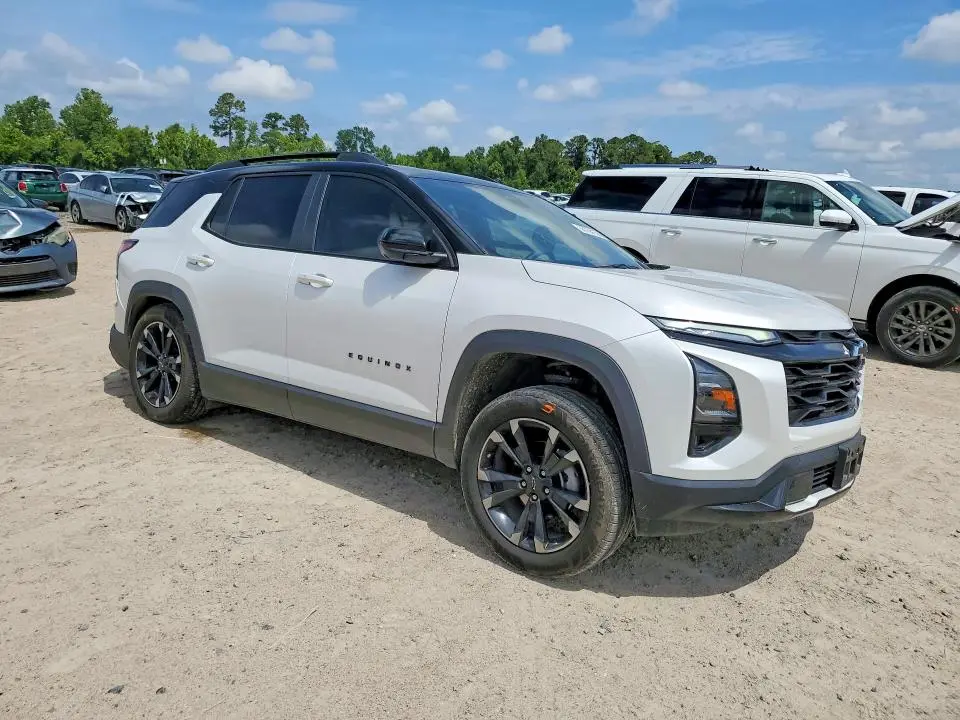 2025 CHEVROLET EQUINOX RS  