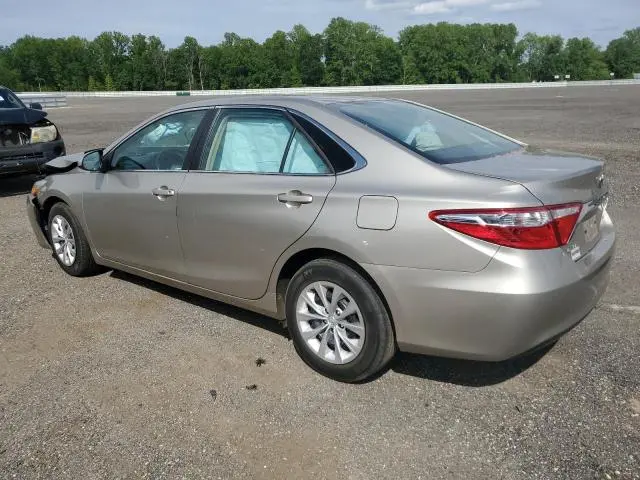 2016 TOYOTA CAMRY LE  