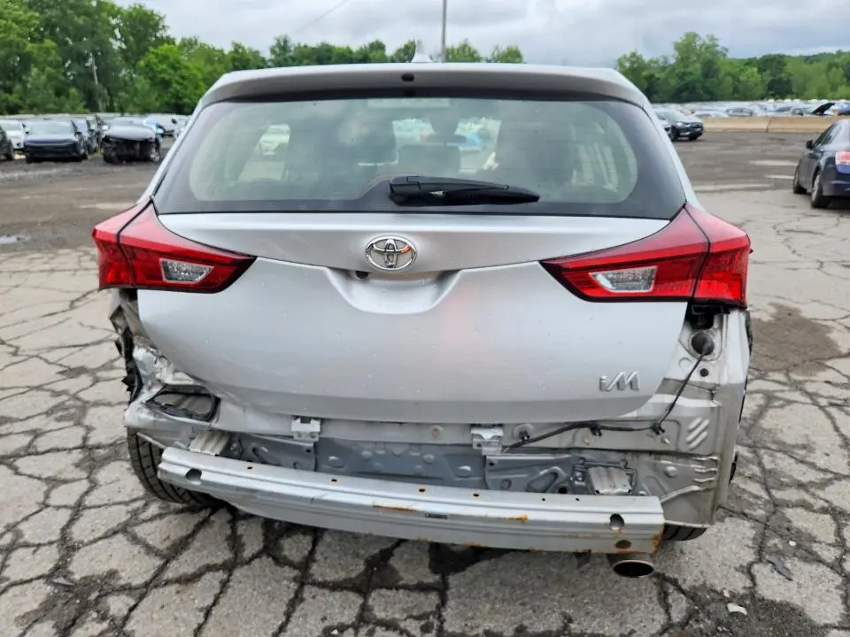 2018 TOYOTA COROLLA IM BASE  