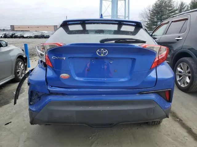 2020 TOYOTA C-HR XLE  