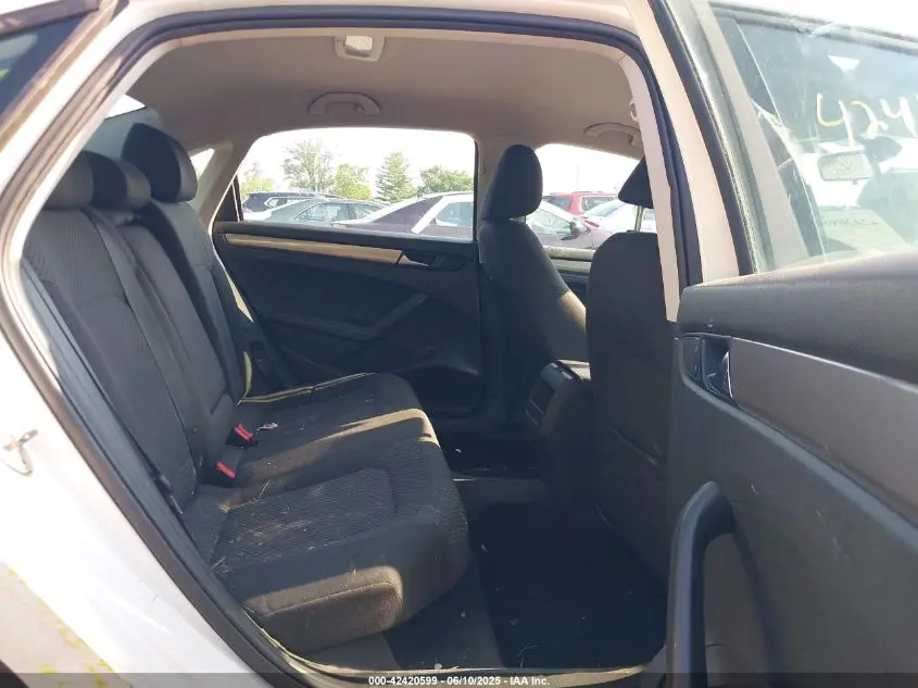 2012 VOLKSWAGEN PASSAT 2.5L S