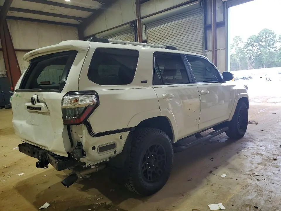 2022 TOYOTA 4RUNNER SR5 PREMIUM  