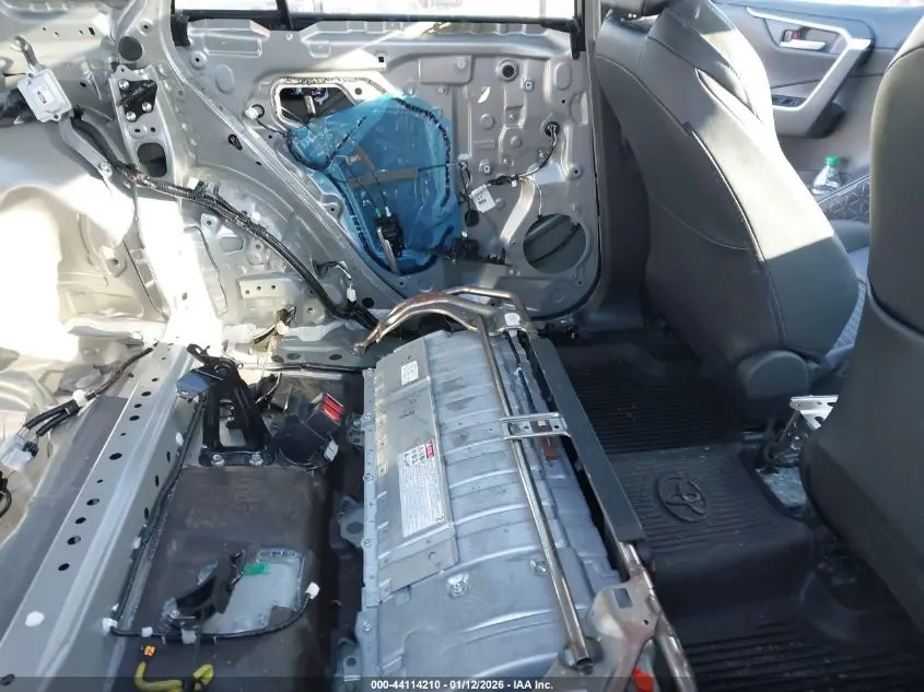 2024 TOYOTA RAV4 HYBRID XSE