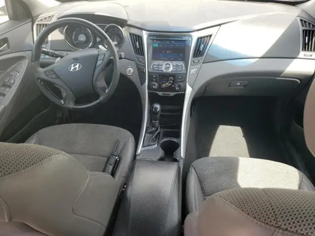2013 HYUNDAI SONATA SE  