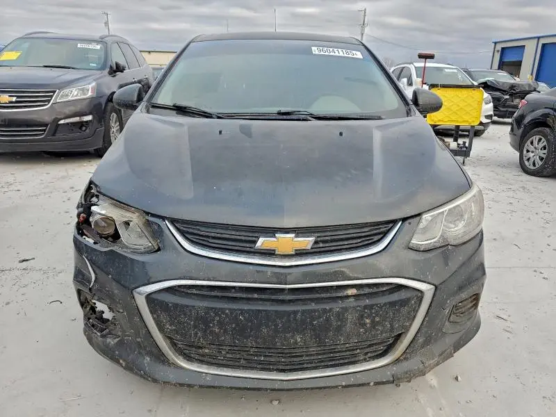 2017 CHEVROLET SONIC LT  