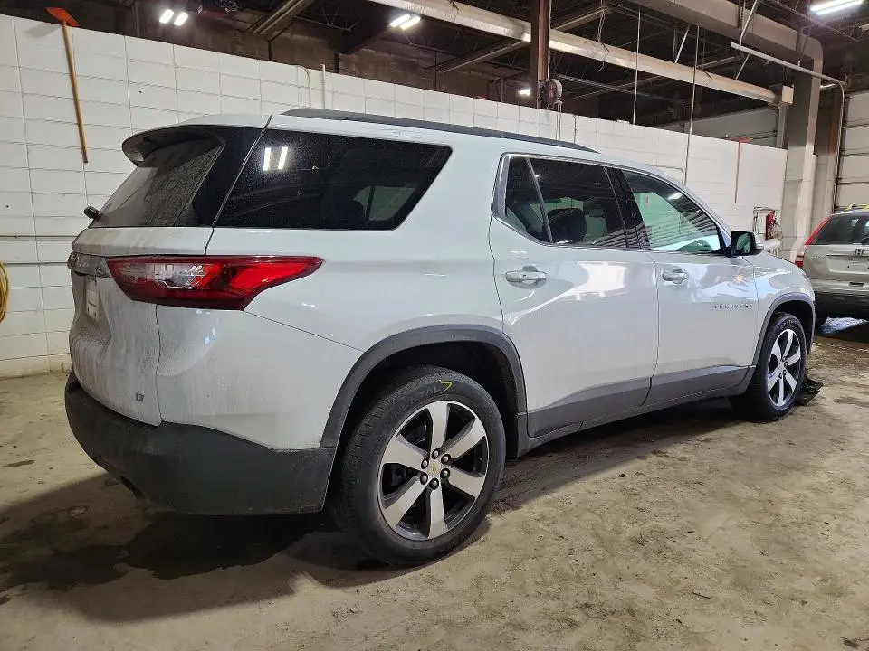 2021 CHEVROLET TRAVERSE LT  