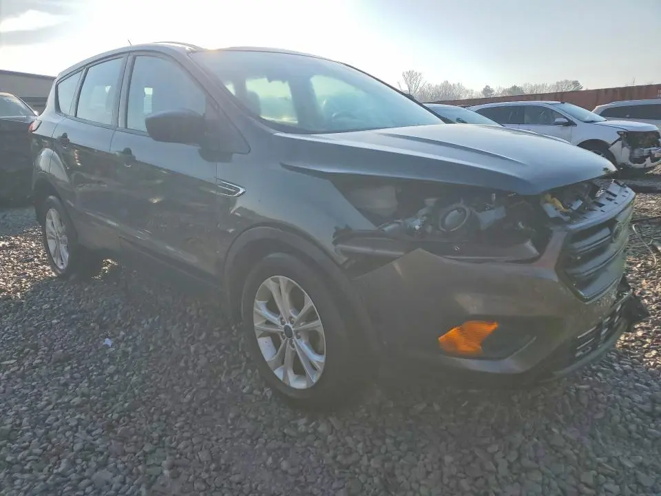 2019 FORD ESCAPE S  