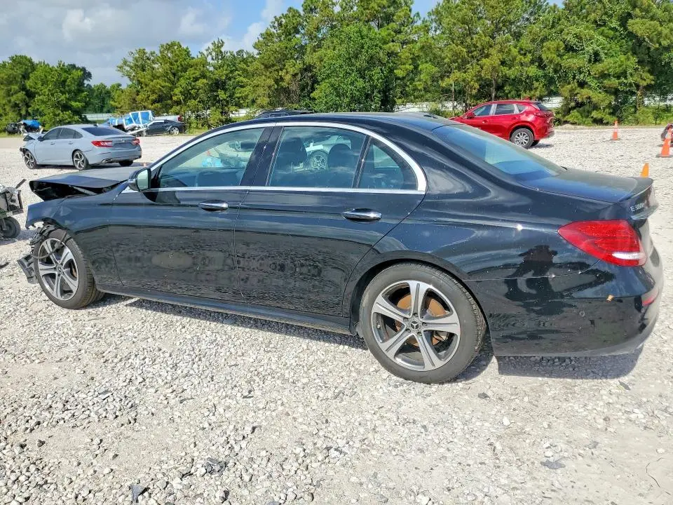 2018 MERCEDES-BENZ E 300  