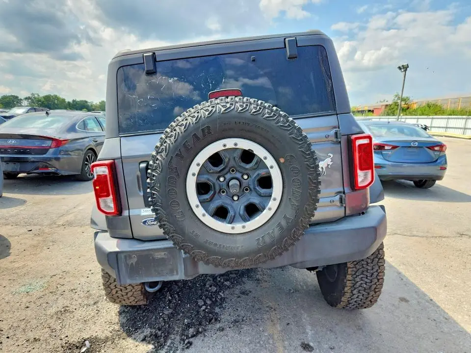 2023 FORD BRONCO BASE  