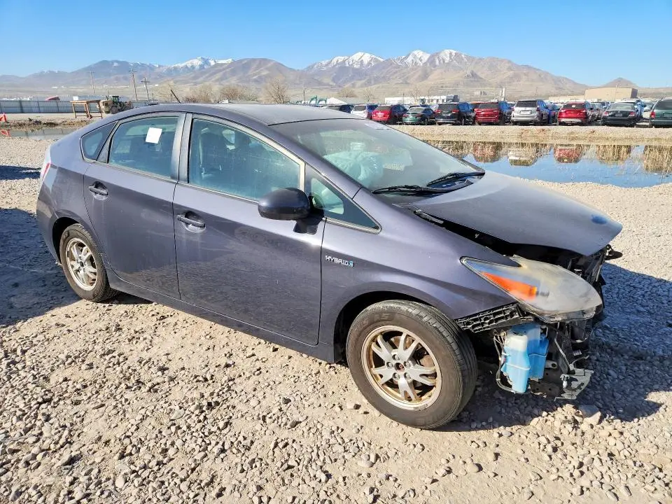 2010 TOYOTA PRIUS II  