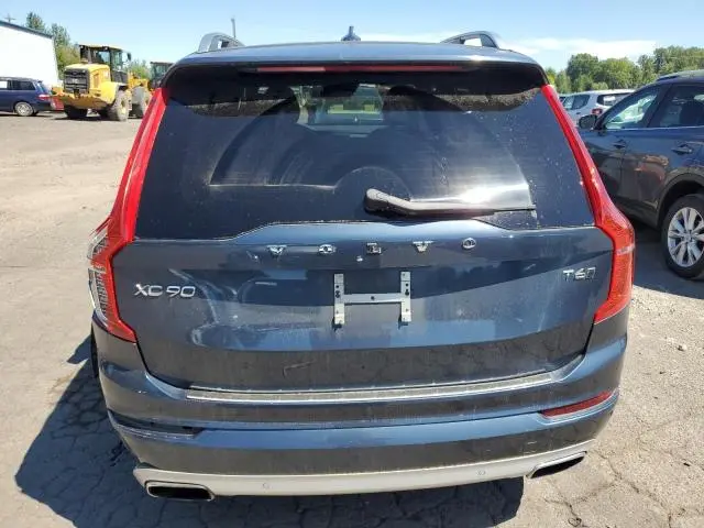 2018 VOLVO XC90 T6  