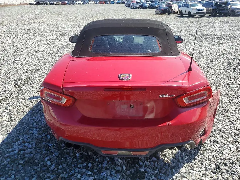 2017 FIAT 124 SPIDER CLASSICA  