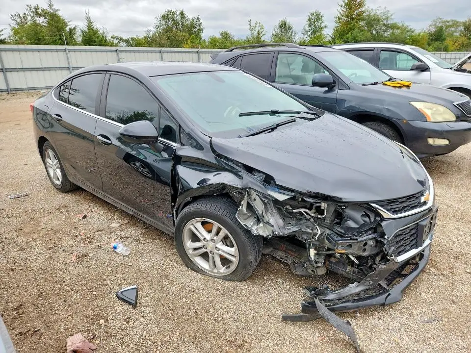 2018 CHEVROLET CRUZE LT  