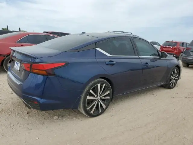 2022 NISSAN ALTIMA SR  