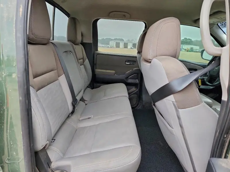 2022 NISSAN FRONTIER S  