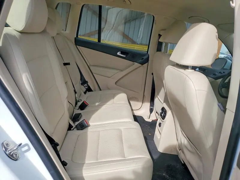 2017 VOLKSWAGEN TIGUAN S  