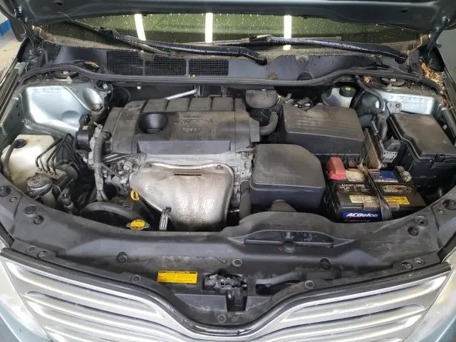 2012 TOYOTA VENZA LE  