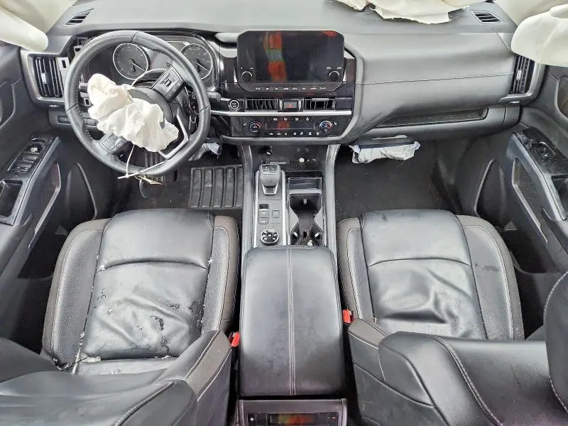 2022 NISSAN PATHFINDER SL  