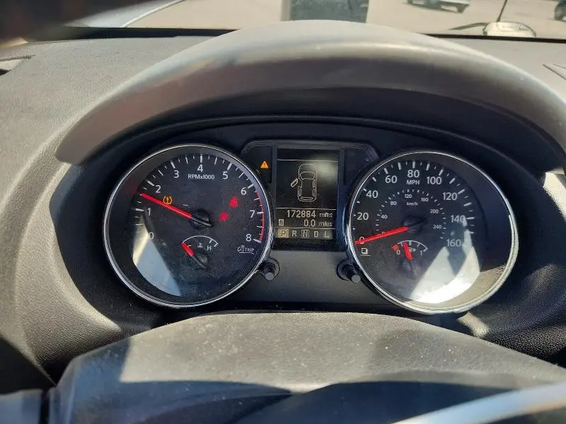 2011 NISSAN ROGUE S  