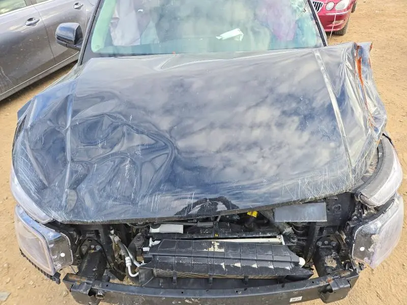 2023 HYUNDAI VENUE SE  