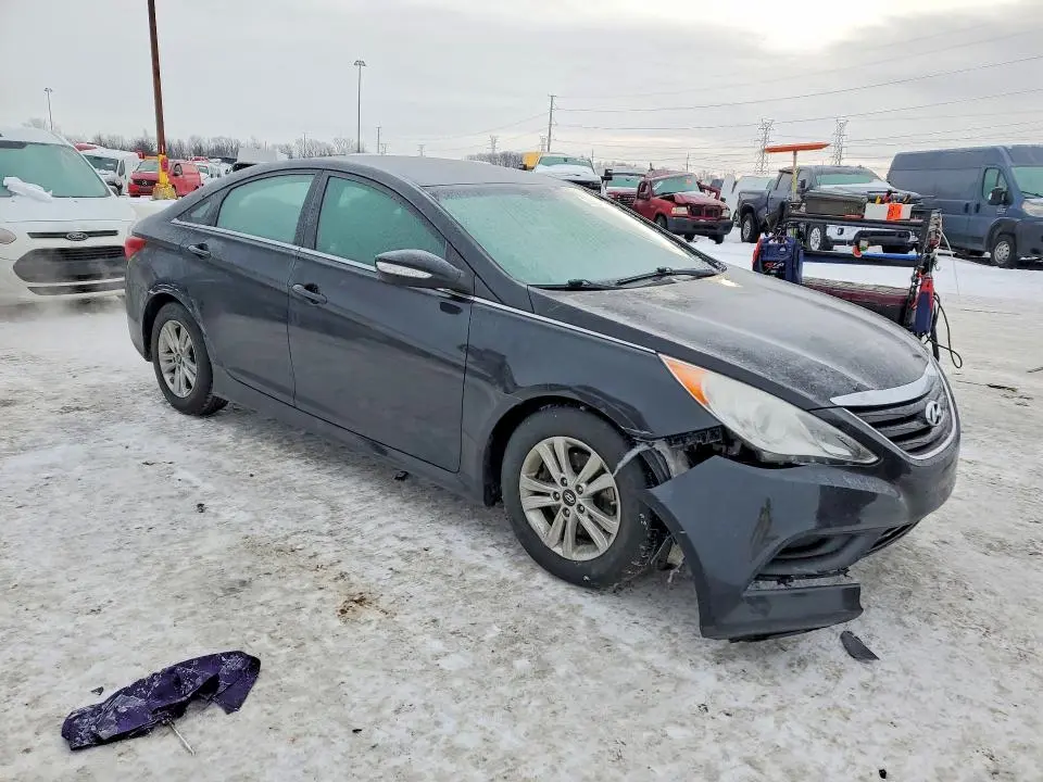 2014 HYUNDAI SONATA GLS  