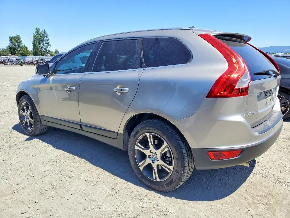 2013 VOLVO XC60 T6  