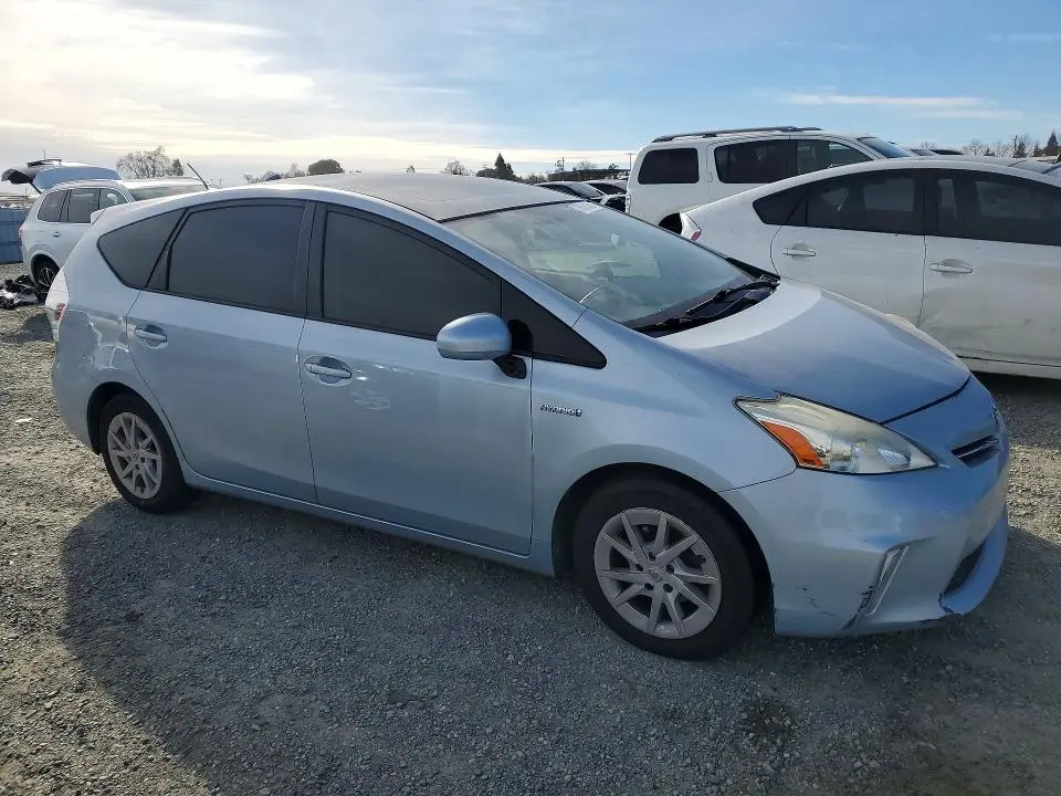 2014 TOYOTA PRIUS V   