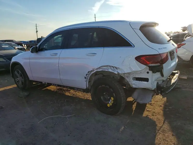 2022 MERCEDES-BENZ GLC 300  