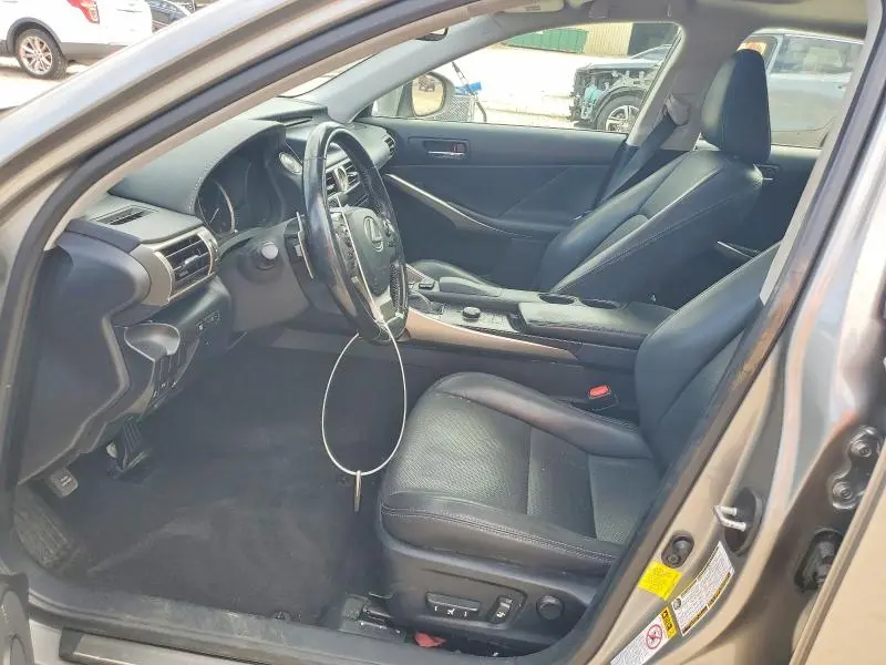 2016 LEXUS IS 200T BASE  